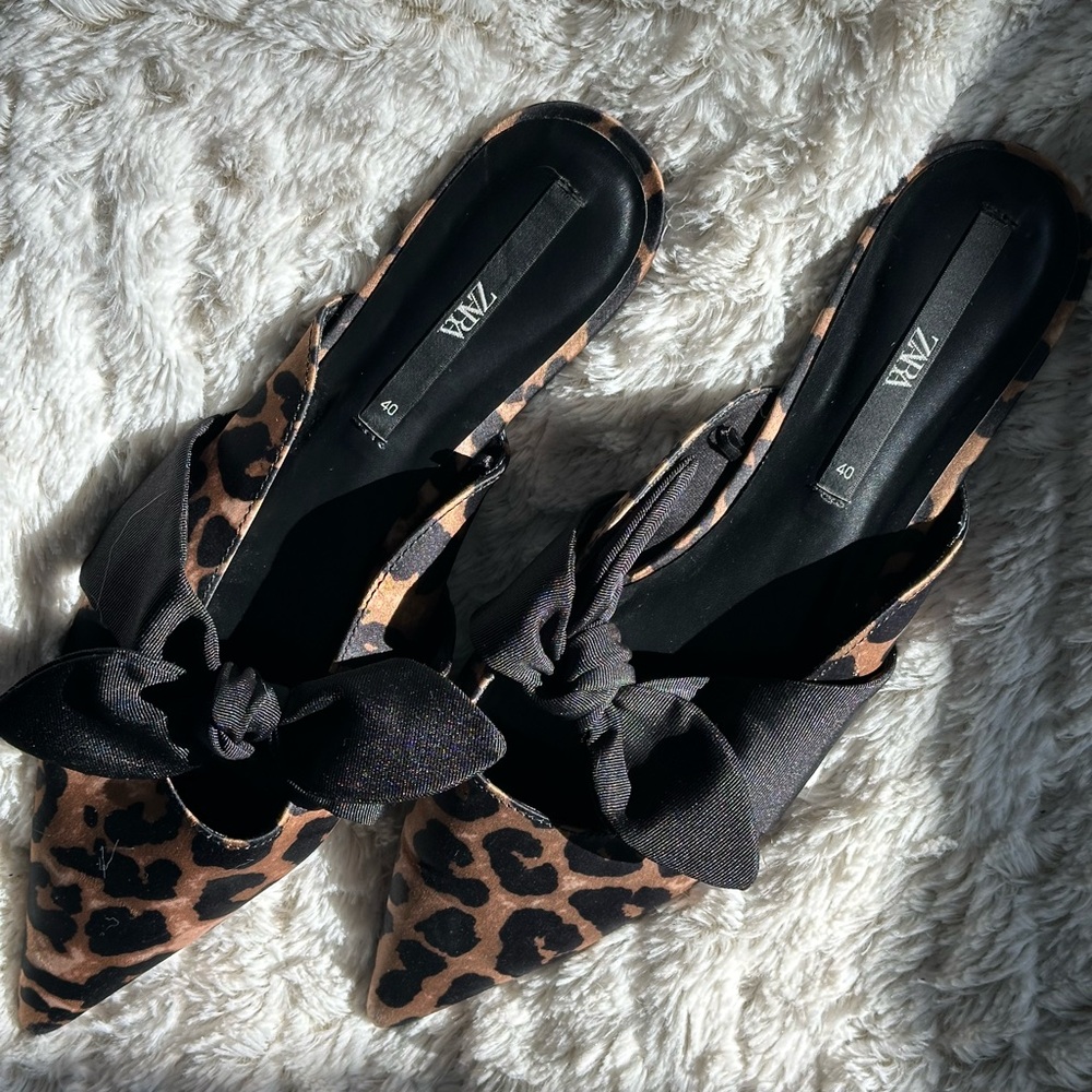 Zara leopard flats